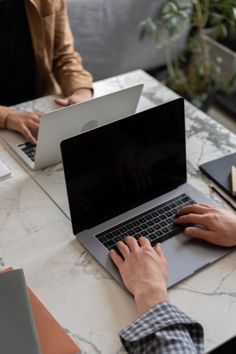 Beste laptop 2026 for jobb og skole